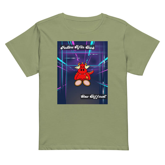 Pocket Cows Women's High-Waisted Tee — Design 273